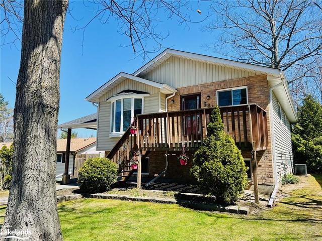 381 Zoo Park Road S, House detached with 3 bedrooms, 2 bathrooms and 2 parking in Wasaga Beach ON | Image 1