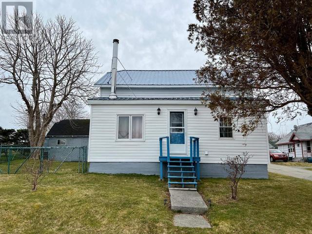 55 North Street, House detached with 3 bedrooms, 1 bathrooms and null parking in Lockeport NS | Image 1