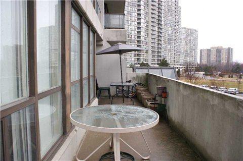312 - 1 Rowntree Rd, Condo with 2 bedrooms, 2 bathrooms and 1 parking in Toronto ON | Image 20