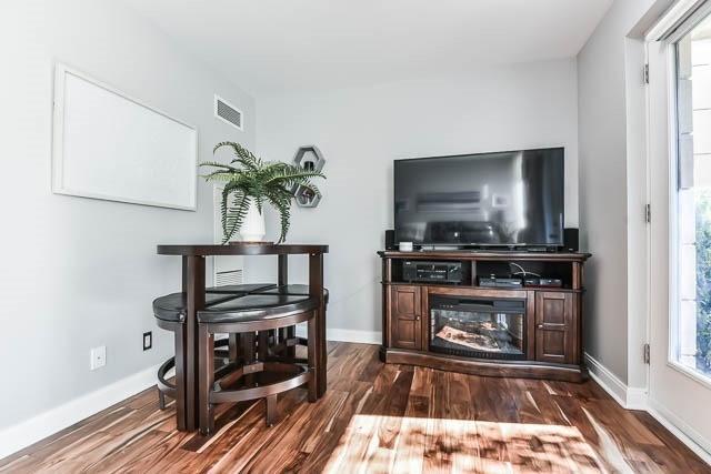 Th 130 - 70 Absolute Ave, Townhouse with 3 bedrooms, 2 bathrooms and 2 parking in Mississauga ON | Image 4