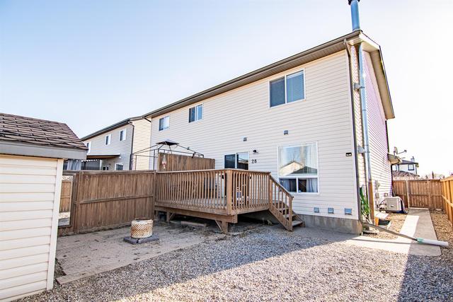 28 Arthur Close, Home with 2 bedrooms, 2 bathrooms and 4 parking in Red Deer AB | Image 32