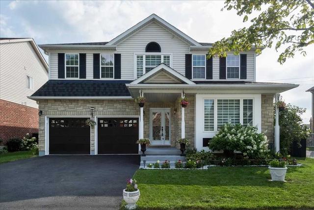 19 Thrushwood Dr, House detached with 4 bedrooms, 3 bathrooms and 6 parking in Barrie ON | Image 1