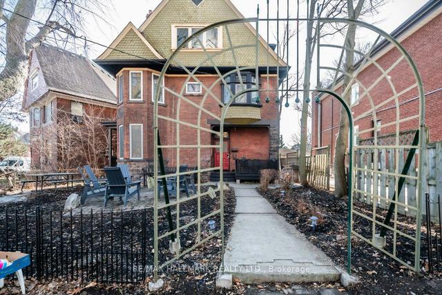 2 Bellwoods Park, House detached with 9 bedrooms, 6 bathrooms and 2 parking in Toronto ON | Image 30
