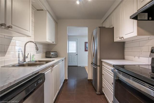 85 - 700 Paisley Road, House attached with 3 bedrooms, 2 bathrooms and null parking in Guelph ON | Image 5