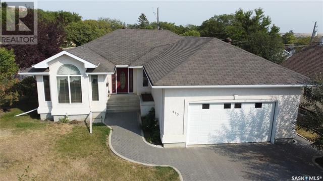 473 3rd Avenue Nw, House detached with 4 bedrooms, 3 bathrooms and null parking in Swift Current SK | Image 2