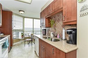 609 - 100 Millside Dr, Condo with 2 bedrooms, 0 bathrooms and 2 parking in Milton ON | Image 3