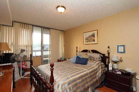311 - 55 William St, Condo with 2 bedrooms, 2 bathrooms and 1 parking in Oshawa ON | Image 4