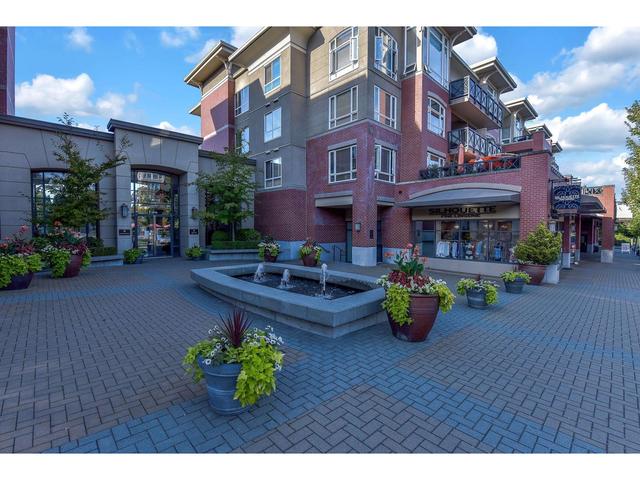 401 - 2970 King George Boulevard, Condo with 2 bedrooms, 2 bathrooms and 2 parking in Surrey BC | Image 11