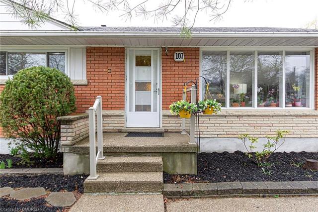 107 Clark Avenue, House detached with 4 bedrooms, 2 bathrooms and 3 parking in Kitchener ON | Image 23