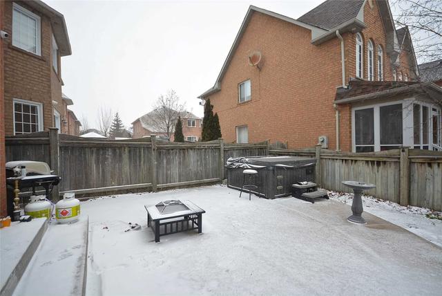 21 Baccarat Cres, House detached with 5 bedrooms, 4 bathrooms and 6 parking in Brampton ON | Image 32