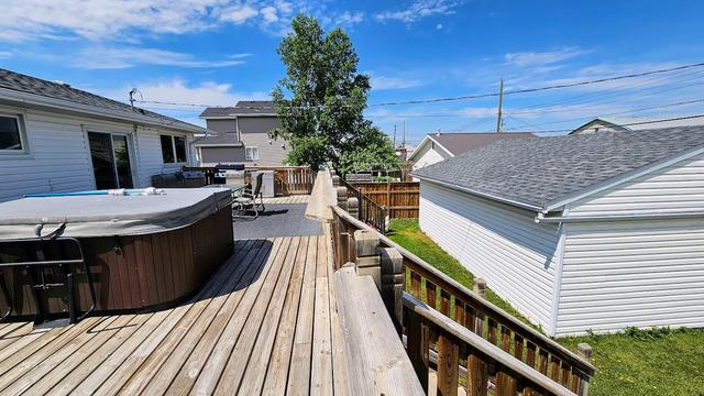 4818 52 Street, House detached with 3 bedrooms, 2 bathrooms and 5 parking in Olds AB | Image 41