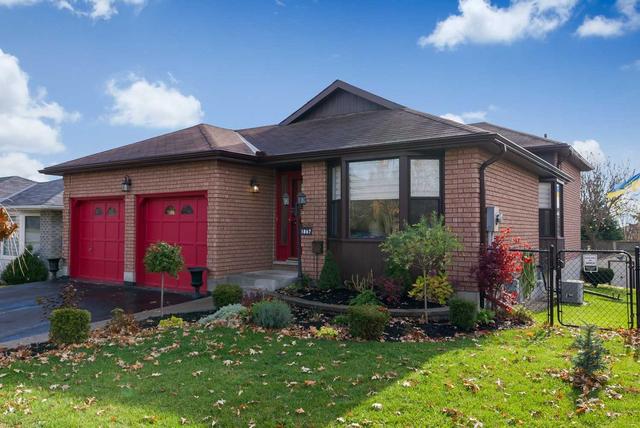 1867 Cherryhill Rd, House detached with 4 bedrooms, 2 bathrooms and 4 parking in Peterborough ON | Card Image