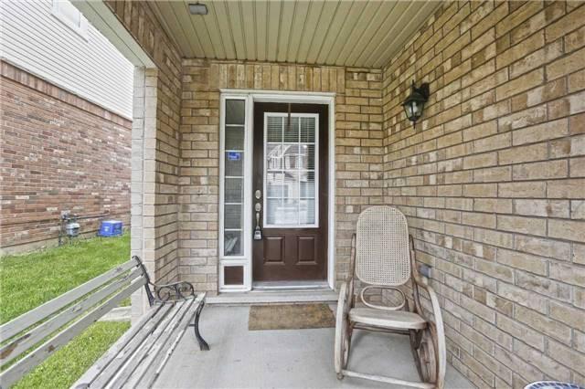 25 Bevington Rd, House attached with 3 bedrooms, 3 bathrooms and 2 parking in Brampton ON | Image 2