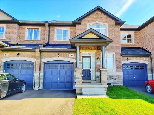 452 Wheat Boom Dr, House attached with 3 bedrooms, 3 bathrooms and 1 parking in Oakville ON | Image 1