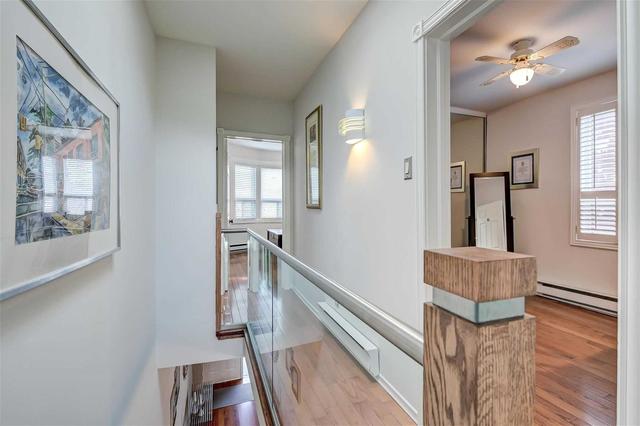 206 Emerson Ave, House semidetached with 3 bedrooms, 2 bathrooms and 2 parking in Toronto ON | Image 10