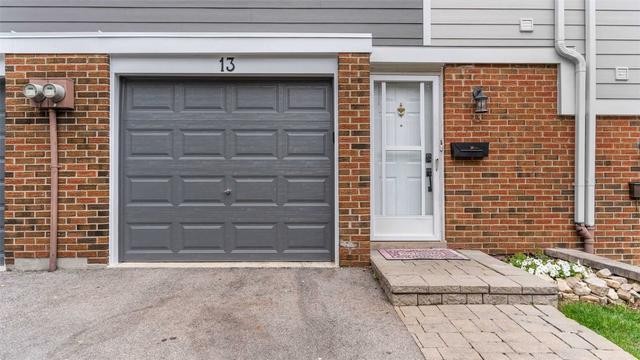 13 Trudy Crt, Condo with 3 bedrooms, 2 bathrooms and 2 parking in Hamilton ON | Image 26