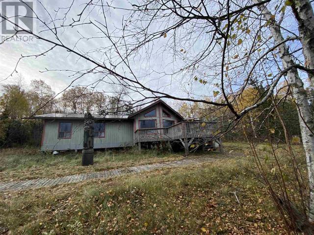 2747 Pipestone Pt, House detached with 3 bedrooms, 1 bathrooms and null parking in Kenora, Unorganized ON | Image 27