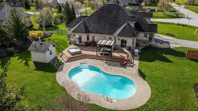 29 Basswood Circ, House detached with 5 bedrooms, 4 bathrooms and 6 parking in Oro Medonte ON | Image 12