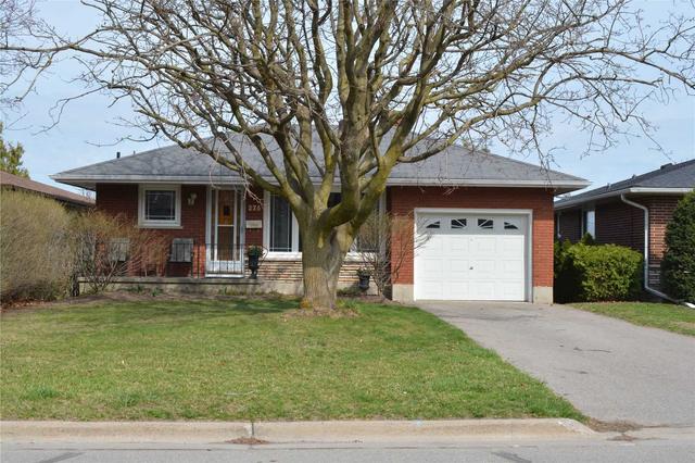 275 Fairlawn Crt, House detached with 3 bedrooms, 2 bathrooms and 3 parking in Oshawa ON | Image 31