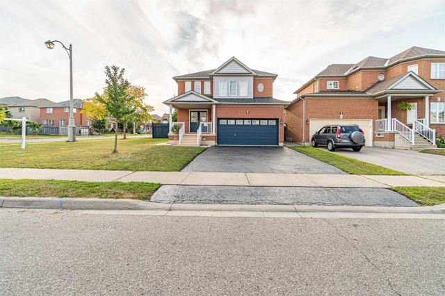 2 Canarygrass Dr, House detached with 3 bedrooms, 4 bathrooms and 4 parking in Brampton ON | Image 12
