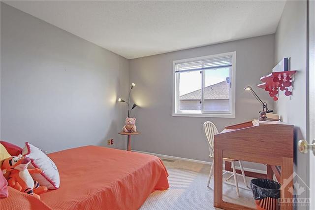 113 Huntsman Crescent, House detached with 4 bedrooms, 3 bathrooms and 6 parking in Ottawa ON | Image 22