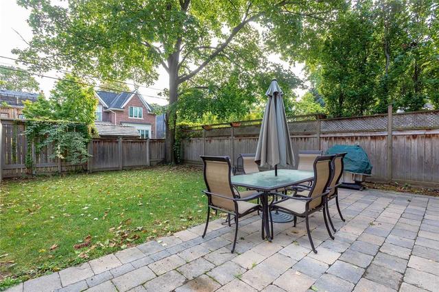 31 Bessborough Dr, House detached with 4 bedrooms, 5 bathrooms and 3 parking in Toronto ON | Image 16