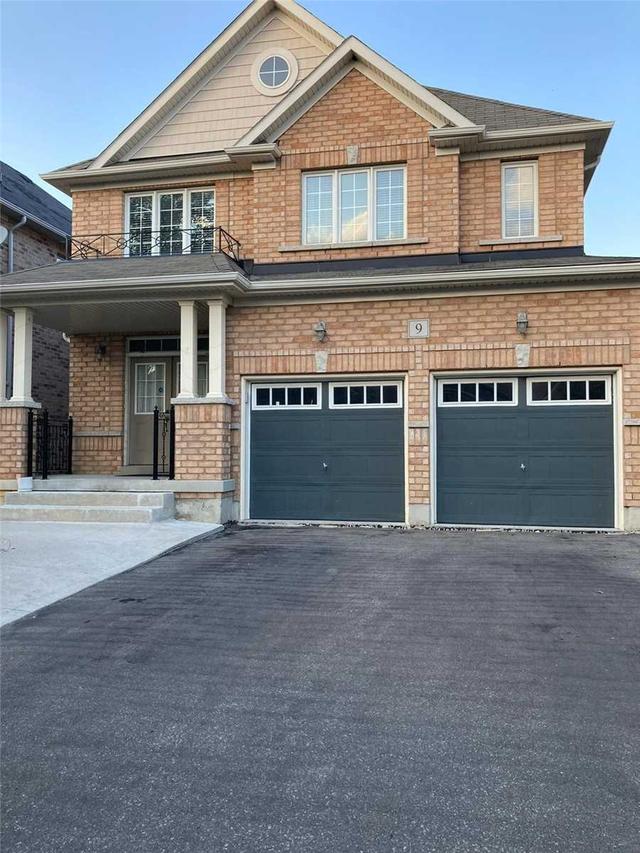 9 Freedom Oaks Tr, House detached with 4 bedrooms, 3 bathrooms and 4 parking in Brampton ON | Image 1
