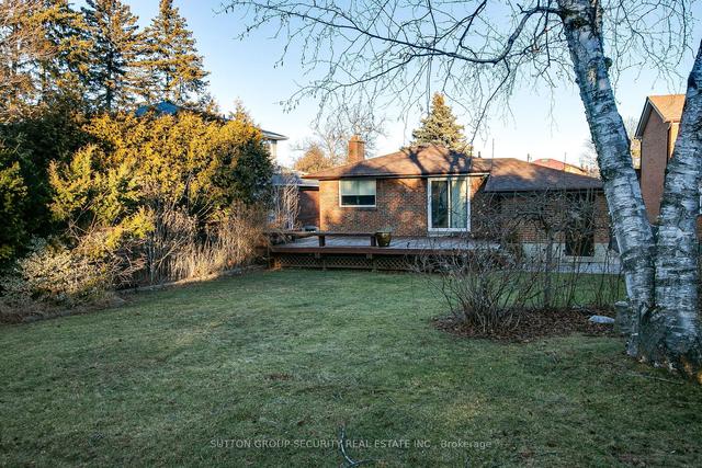 36 Mcdairmid Rd, House detached with 3 bedrooms, 1 bathrooms and 7 parking in Toronto ON | Image 29