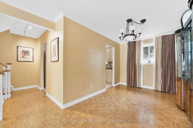 49 - 57 Stately Way, Townhouse with 3 bedrooms, 2 bathrooms and 2 parking in Markham ON | Image 31