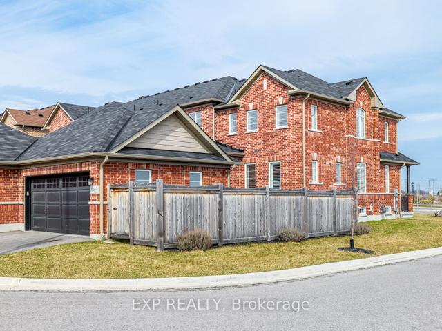 1042 Murrell Blvd, House attached with 3 bedrooms, 3 bathrooms and 4 parking in East Gwillimbury ON | Image 18