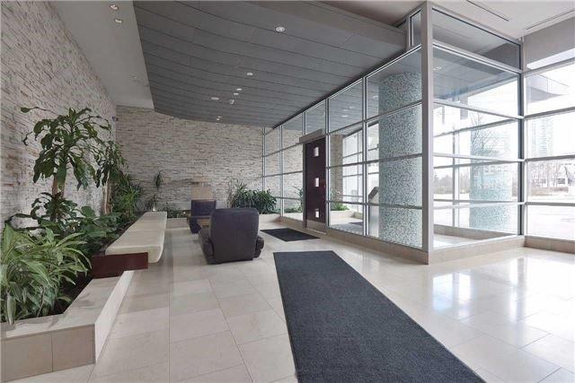 2105 - 3939 Duke Of York Blvd, Condo with 1 bedrooms, 2 bathrooms and 1 parking in Mississauga ON | Image 2