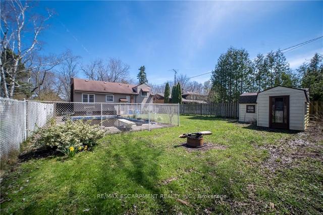 17 Rosemount Dr, House detached with 3 bedrooms, 2 bathrooms and 5 parking in Welland ON | Image 9