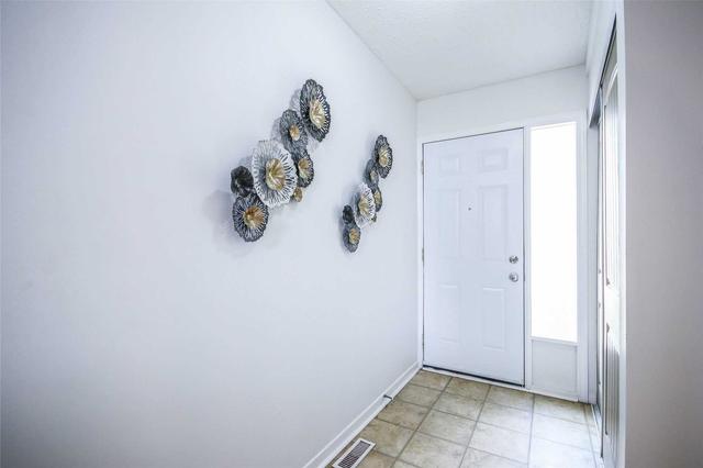 11 - 2075 Asta Dr, Townhouse with 3 bedrooms, 2 bathrooms and 2 parking in Mississauga ON | Image 29