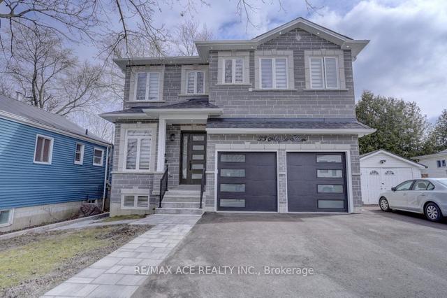 33 Maple St, House detached with 4 bedrooms, 5 bathrooms and 6 parking in Ajax ON | Image 1