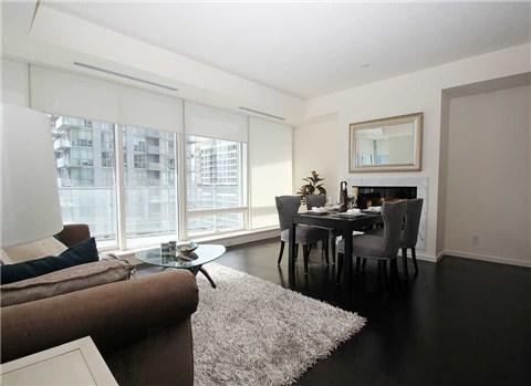 2703 - 180 University Ave, Condo with 1 bedrooms, 2 bathrooms and 1 parking in Toronto ON | Image 5