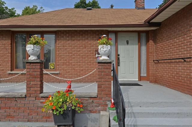 1936 Fairport Rd, House detached with 4 bedrooms, 2 bathrooms and 14 parking in Pickering ON | Image 12
