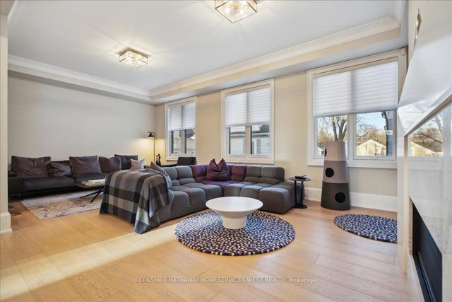 2 - 336 Robinson St, Townhouse with 3 bedrooms, 5 bathrooms and 2 parking in Oakville ON | Image 5