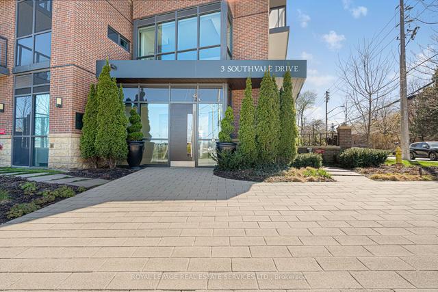 701 - 3 Southvale Dr, Condo with 2 bedrooms, 2 bathrooms and 1 parking in Toronto ON | Image 12