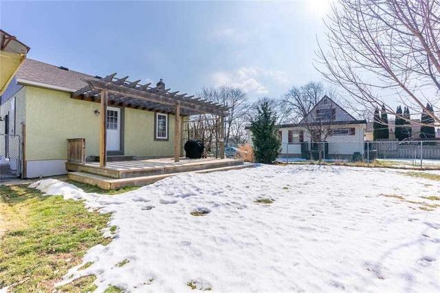 85 Booth St, House detached with 2 bedrooms, 1 bathrooms and 4 parking in St. Catharines ON | Image 31