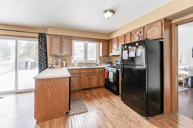 12 Youngman Dr, House detached with 4 bedrooms, 4 bathrooms and 6 parking in Guelph ON | Image 29