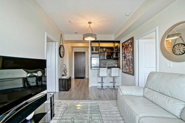 2506 - 6 Eva Rd, Condo with 2 bedrooms, 2 bathrooms and 1 parking in Toronto ON | Image 7