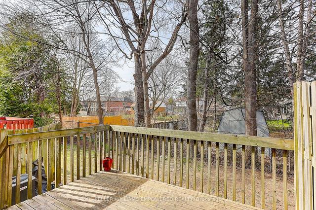 48 - 10 Cardwell Ave, Townhouse with 3 bedrooms, 3 bathrooms and 3 parking in Toronto ON | Image 22