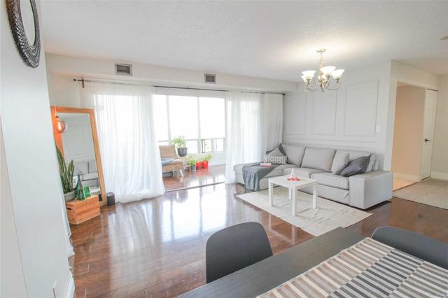 803 - 155 Hillcrest Ave, Condo with 2 bedrooms, 2 bathrooms and 1 parking in Mississauga ON | Image 5