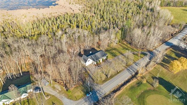 698 Barryvale Road, House detached with 3 bedrooms, 3 bathrooms and 12 parking in Greater Madawaska ON | Image 29