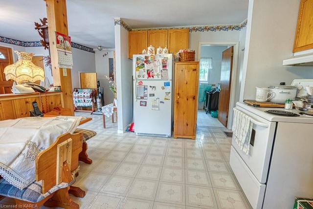 13615 Highway 38, House detached with 3 bedrooms, 1 bathrooms and 4 parking in Central Frontenac ON | Image 38