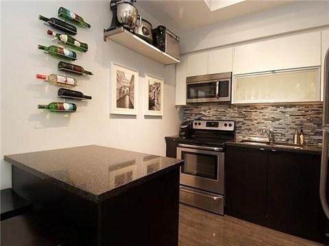 103 - 55 East Liberty St, Townhouse with 2 bedrooms, 3 bathrooms and 1 parking in Toronto ON | Image 5
