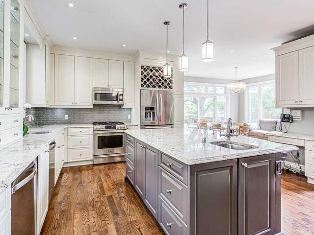 79 Baycrest Ave, House detached with 5 bedrooms, 5 bathrooms and 2 parking in Toronto ON | Image 28