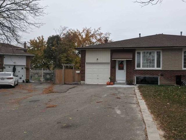 lower - 72 Madison St, House semidetached with 2 bedrooms, 1 bathrooms and 1 parking in Brampton ON | Image 3