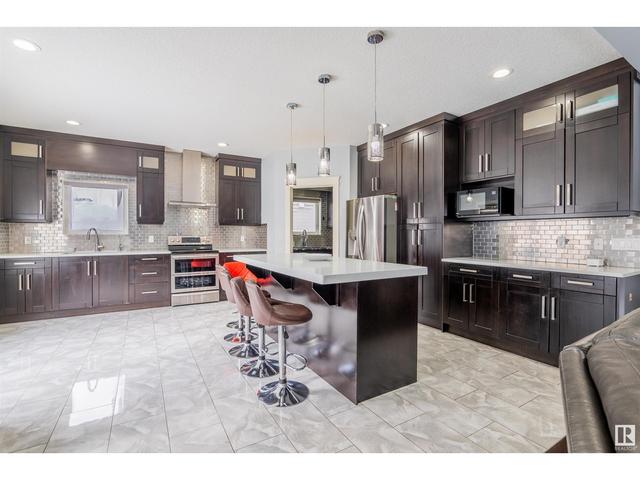 4235 Savaryn Dr Sw, House detached with 6 bedrooms, 5 bathrooms and null parking in Edmonton AB | Image 20
