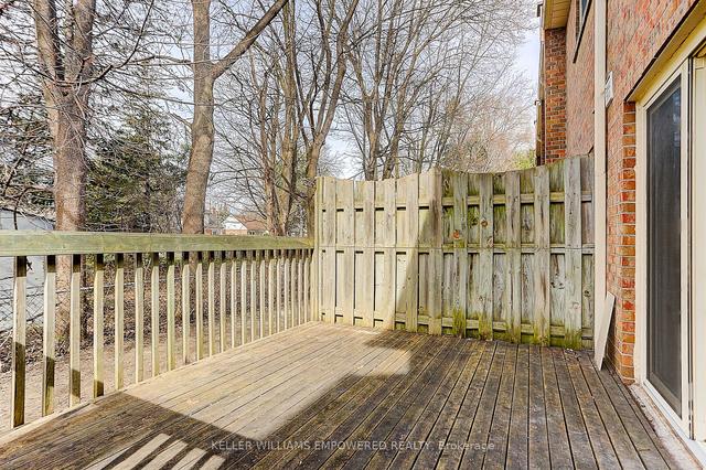 48 - 10 Cardwell Ave, Townhouse with 3 bedrooms, 3 bathrooms and 3 parking in Toronto ON | Image 24